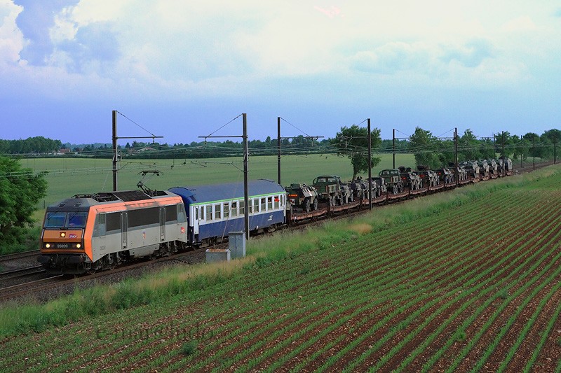 BB 26209.JPG